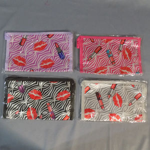 Set of 4 zipper top make up bags